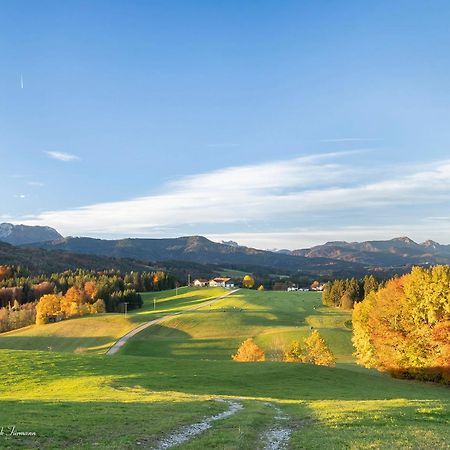Monteurzimmer Am Teisenberg Neukirchen am Teisenberg Esterno foto