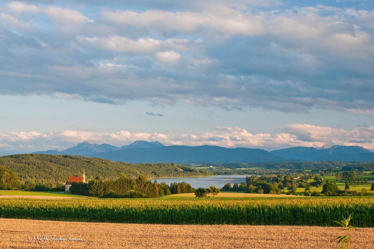 Monteurzimmer Am Teisenberg Neukirchen am Teisenberg Esterno foto